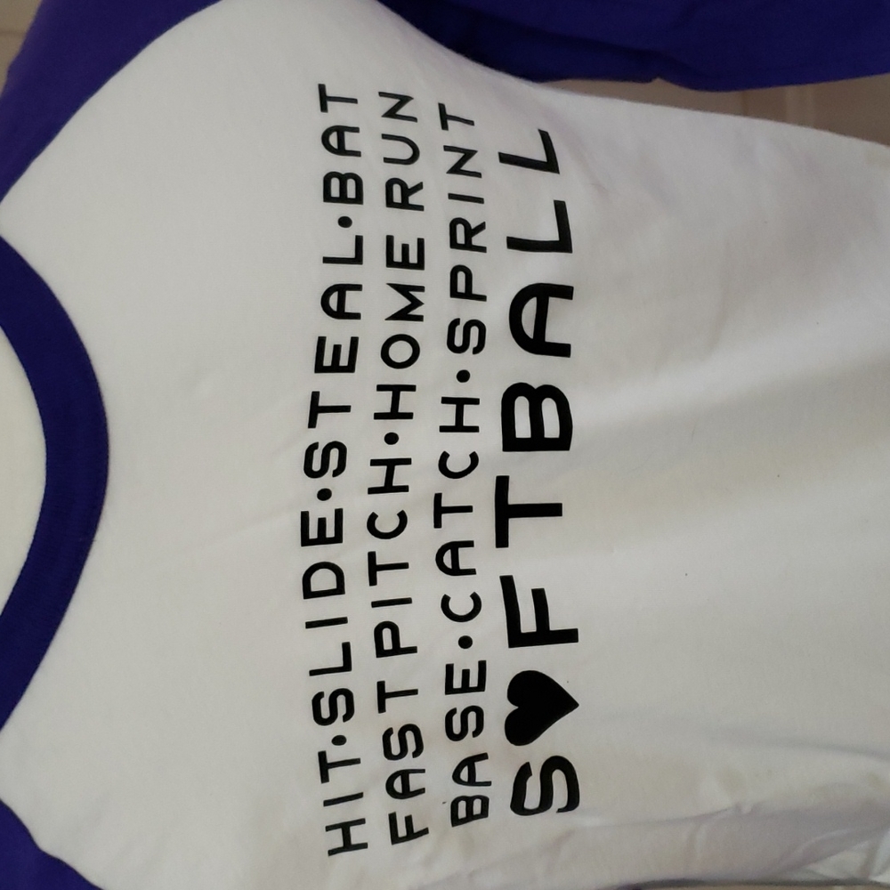 NWOT! Adidas softball shirt, size yxl - Picture 2 of 4